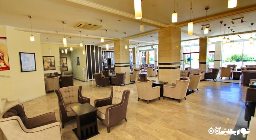 نمای لابی هتل رویال پلس